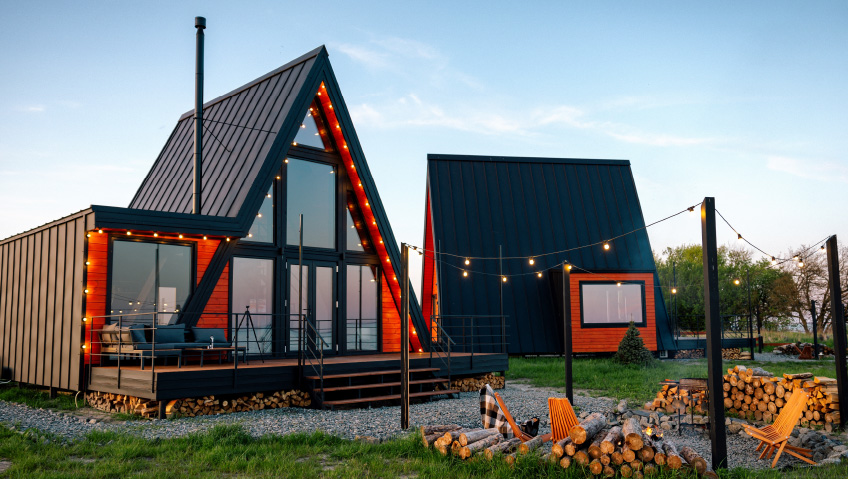Living SmallTiny Homes for Sustainable Construction