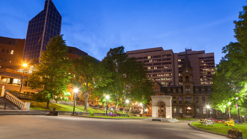 From Vacancy to VibrancyThe New Economics of Canadian Downtowns