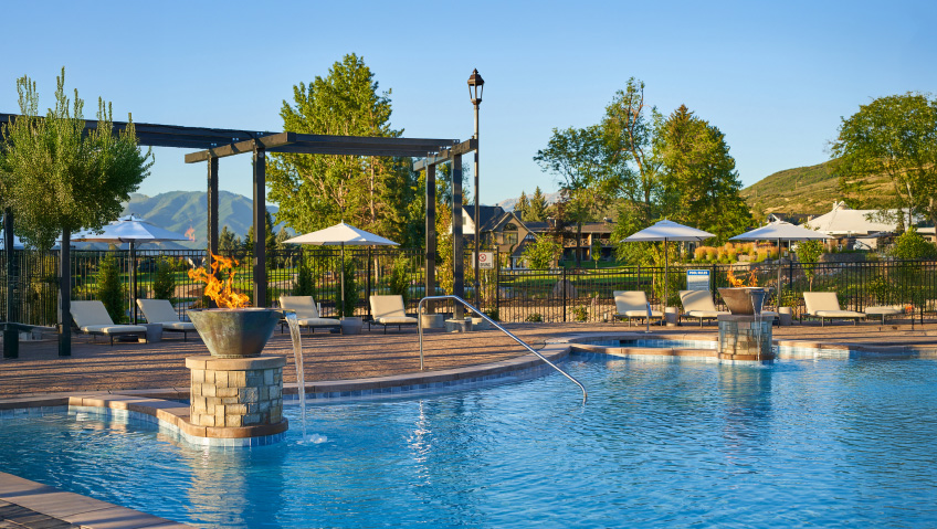 Pools, Waterparks, and Award-Winning Projects – Doing Wonderful Things with WaterCloward H2O