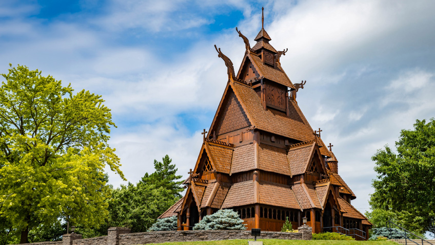 Centuries of Use, Continued InnovationLumber, the Original Green Building Solution